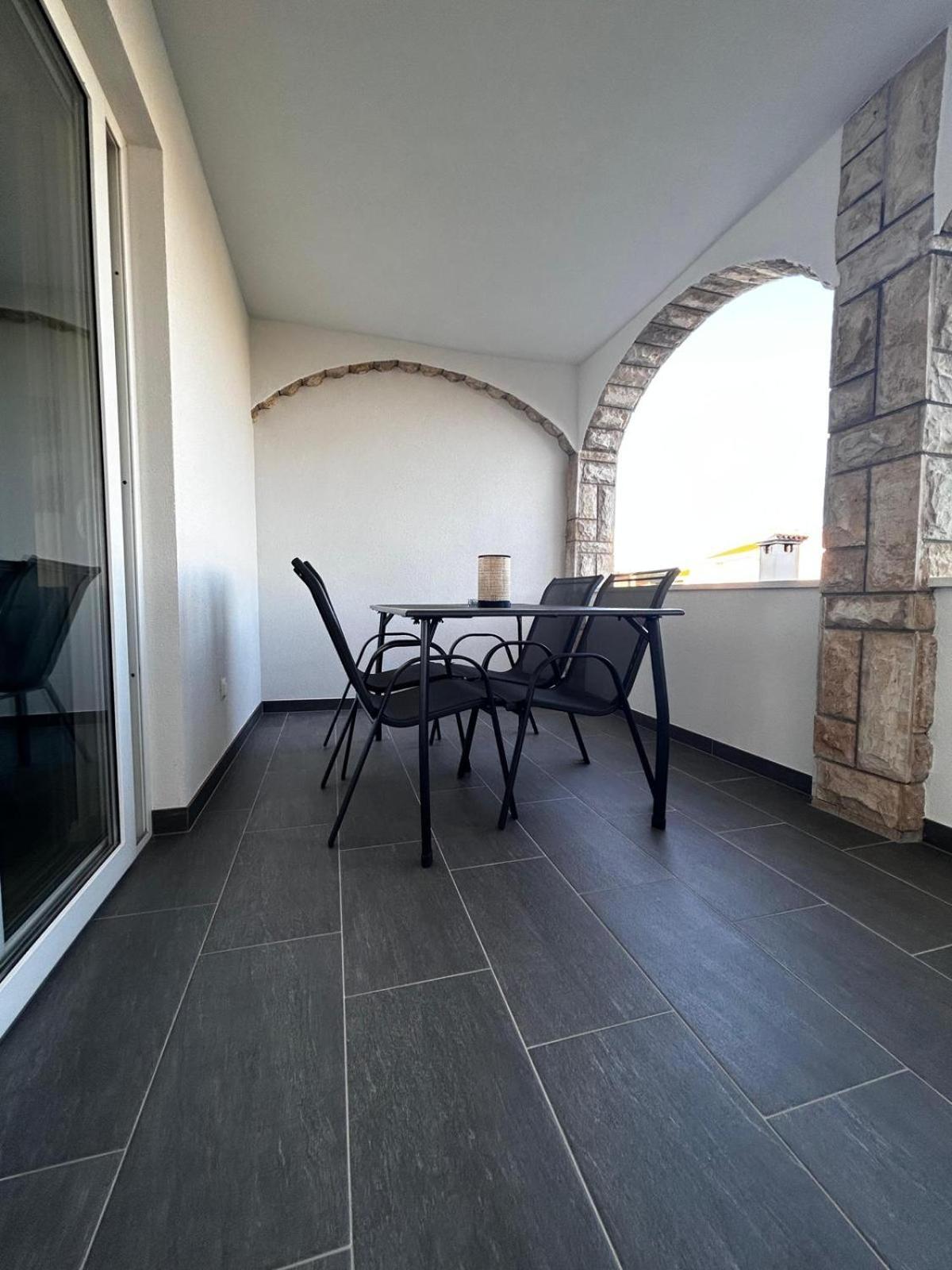 Apartments Kafadar, Okrug Gornji Trogir Bilik gambar